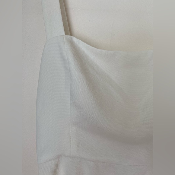 Aperture dress from Aritzia 🤍 - Picture 4 of 9